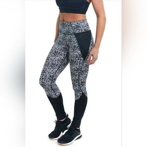 Copper Fit Women Black Leggings XL
